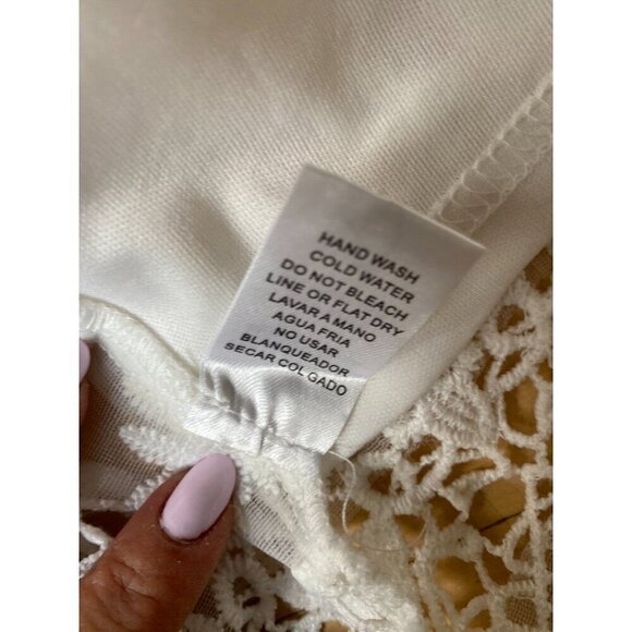 Lovesong women white lace short sleeve top sz medium - Picture 5 of 5